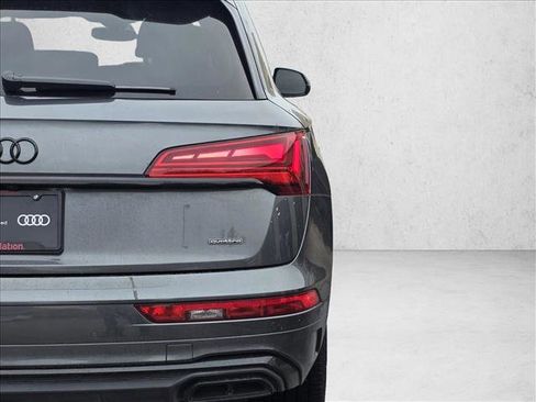 Certified 2022 Audi Q5 2.0T Prestige image 5