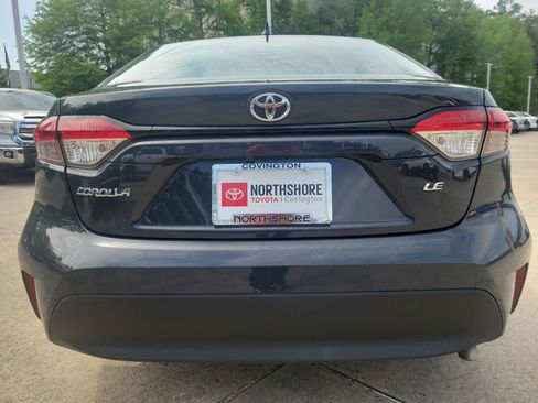 Used 2023 Toyota Corolla LE FWD image 5
