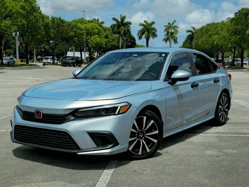 Used 2022 Honda Civic EX image 1