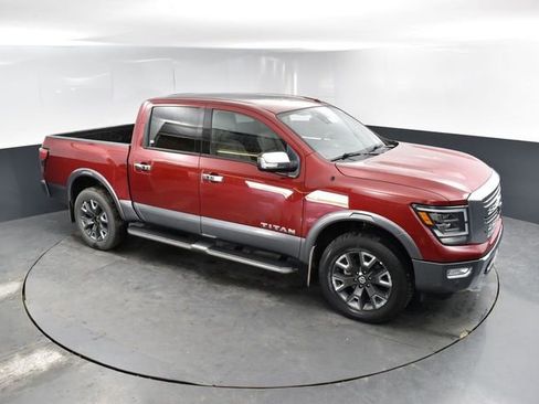 Used 2021 Nissan Titan Platinum Reserve w/ Moonroof Package image 41