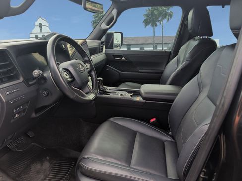 Certified 2024 Lexus GX 550 w/ Accessory Package (Z1) AWD/4WD image 11