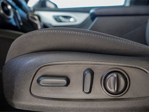 Used 2022 Chevrolet Blazer LT image 21