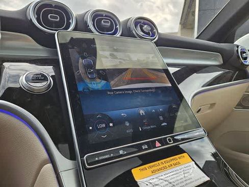 Used 2026 Mercedes-Benz GLC 300 image 30