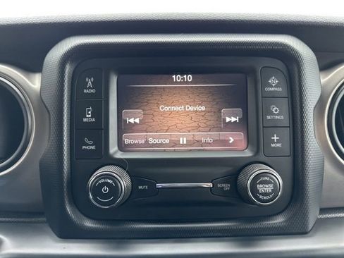 Certified 2020 Jeep Gladiator Sport w/ Quick Order Package 24S image 30