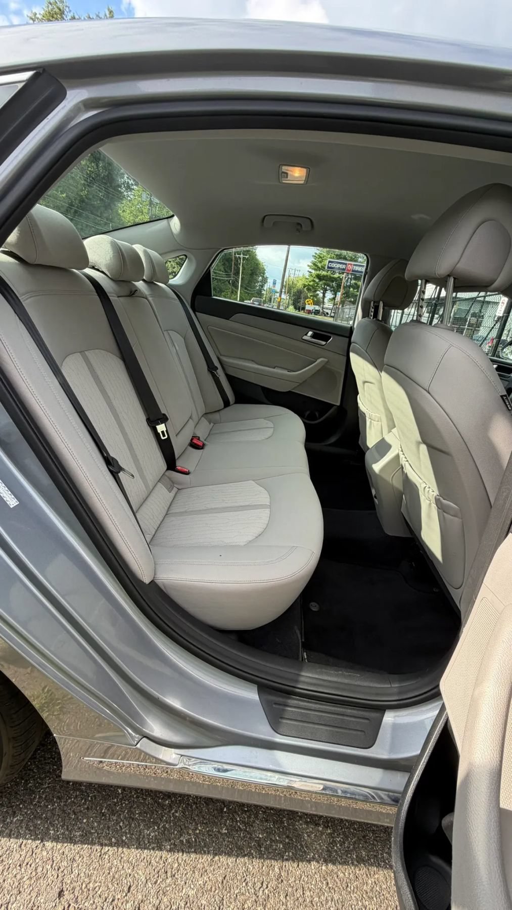 Used 2016 Hyundai Sonata SE FWD image 17