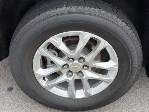 Certified 2023 Chevrolet Traverse LS FWD image 10