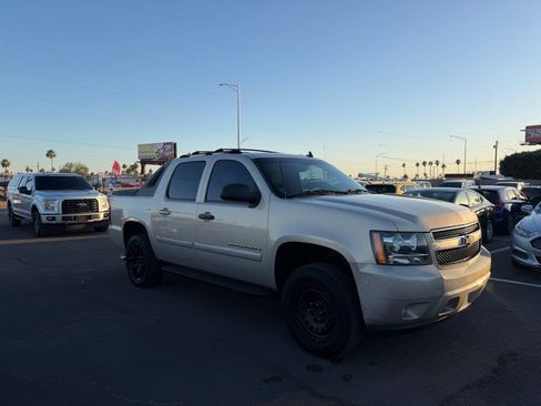 Used 2007 Chevrolet Avalanche LT RWD image 12