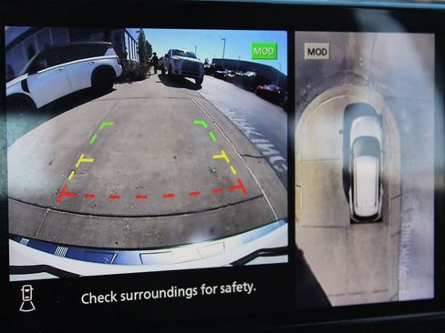 Used 2021 Nissan Rogue Platinum image 40