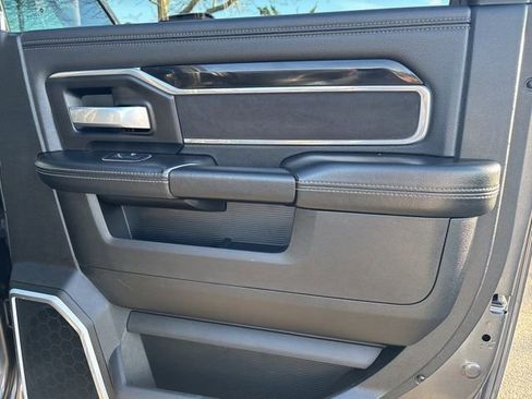 Used 2022 RAM 2500 Laramie image 32