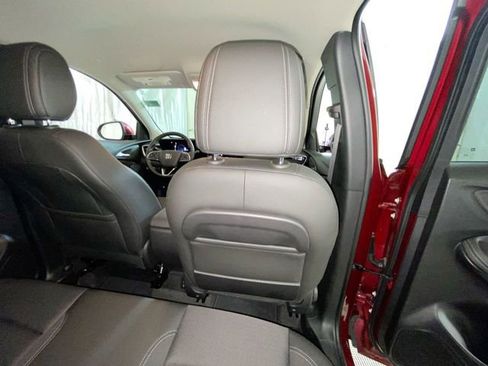Used 2024 Buick Encore GX Preferred w/ Comfort Package image 36