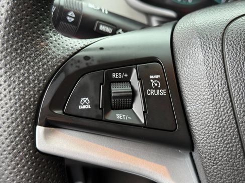 Used 2017 Chevrolet Sonic LT image 16