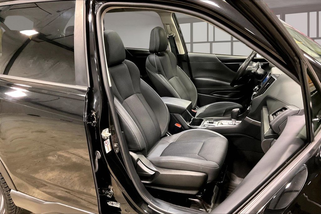 Used 2019 Subaru Forester Premium w/ All-Weather Package AWD/4WD image 30