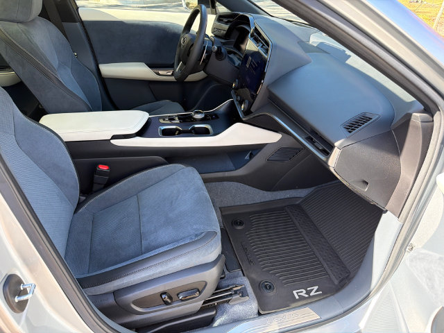 Used 2023 Lexus RZ 450e Premium w/ Accessory Package (2T) AWD/4WD image 15