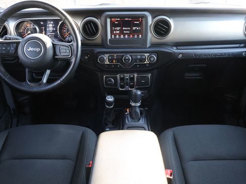 Used 2019 Jeep Wrangler Unlimited Sport S image 14