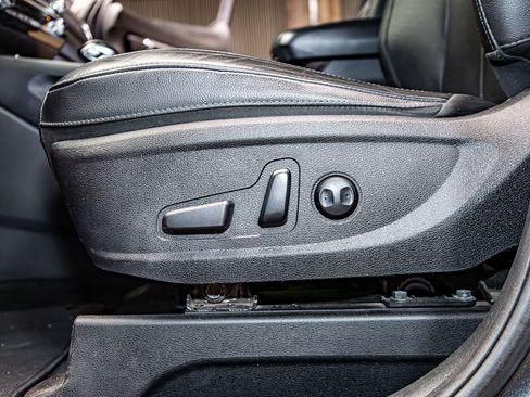 Used 2021 Kia Telluride EX w/ EX Premium Package image 19