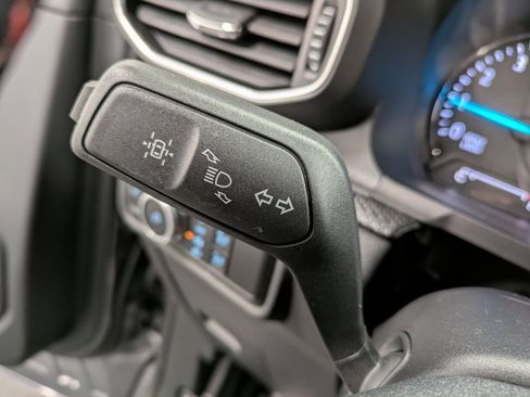 Used 2023 Ford Explorer ST-Line w/ Class IV Trailer Tow Package image 16