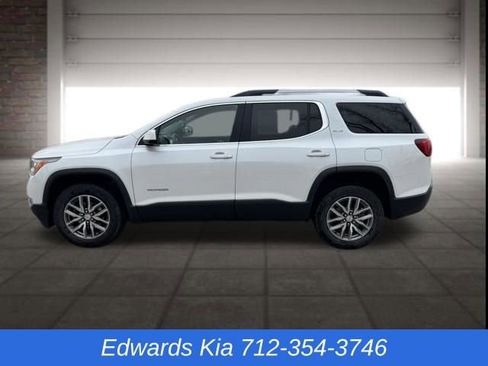 Used 2018 GMC Acadia SLE image 7