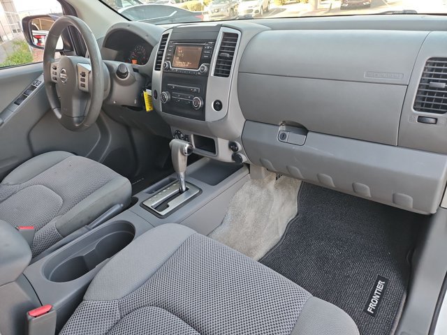 Used 2018 Nissan Frontier SV AWD/4WD image 26