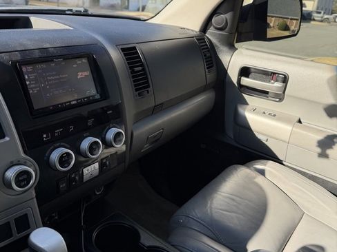 Used 2008 Toyota Sequoia Limited image 46