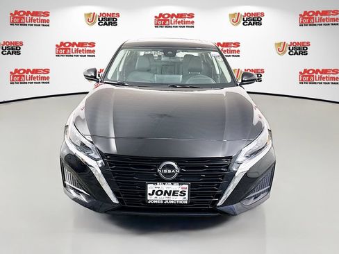 Certified 2025 Nissan Altima 2.5 SV w/ SV Special Edition Package FWD image 12