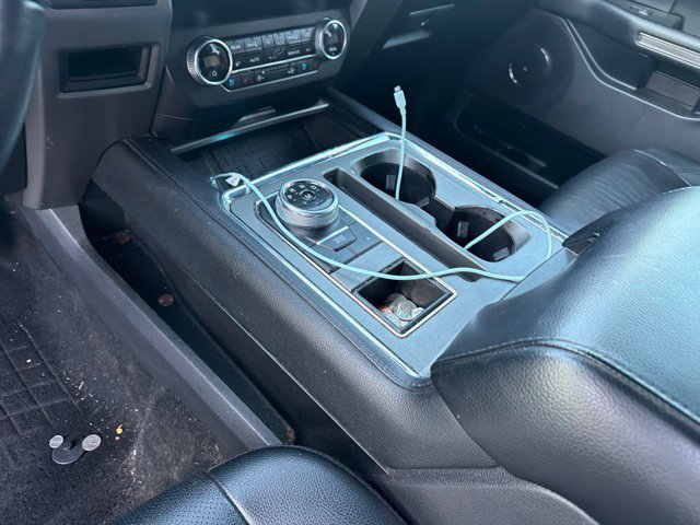 Used 2019 Ford Expedition XLT w/ Equipment Group 202A RWD image 35