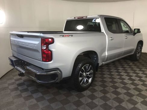 Used 2022 Chevrolet Silverado 1500 LT image 5
