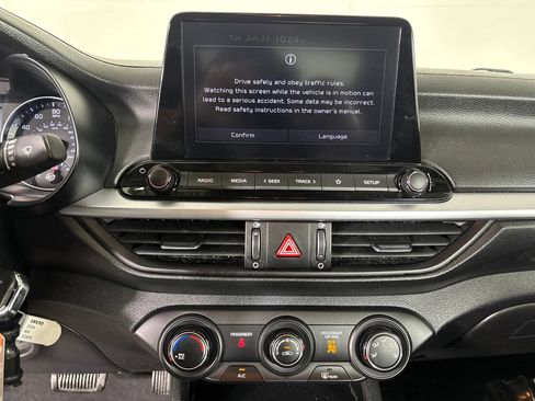 Used 2024 Kia Forte LXS FWD image 15