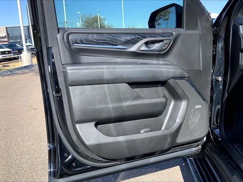 Used 2022 GMC Yukon Denali image 22