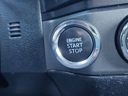 Used 2019 Toyota Tacoma TRD Off-Road AWD/4WD image 35