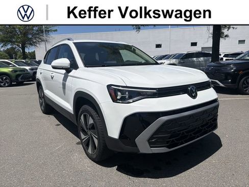 New 2026 Volkswagen Taos SE AWD/4WD image 7