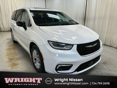 Used 2026 Chrysler Pacifica Limited