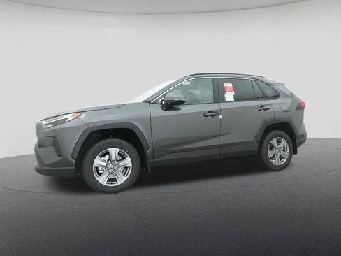 New 2025 Toyota RAV4 XLE FWD image 18