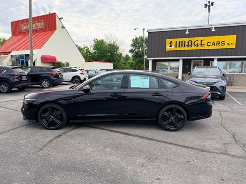 Used 2024 Honda Accord Sport image 12