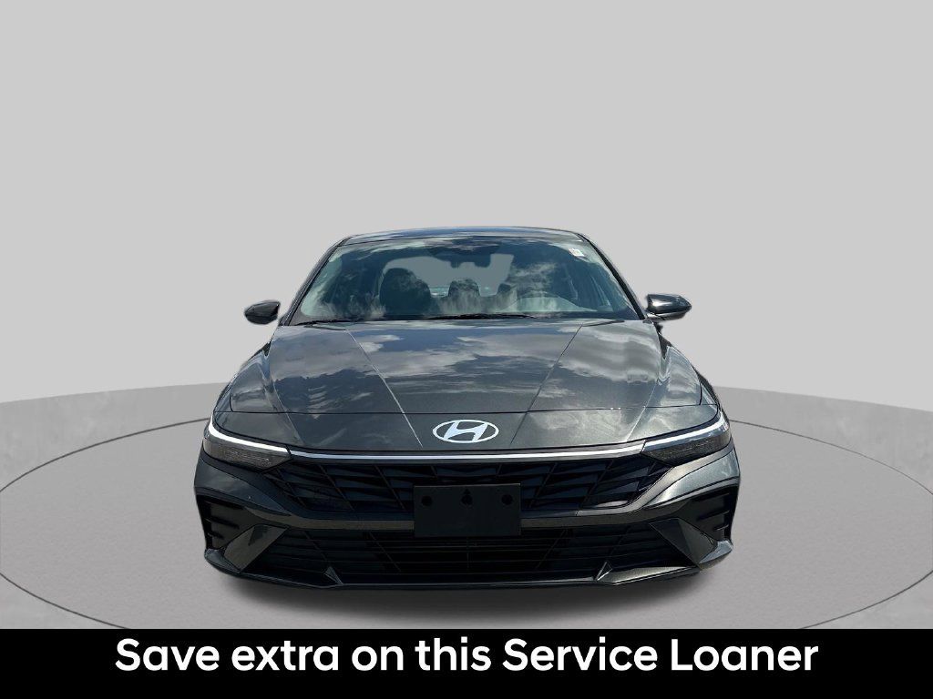 Used 2026 Hyundai Elantra Sport FWD image 6