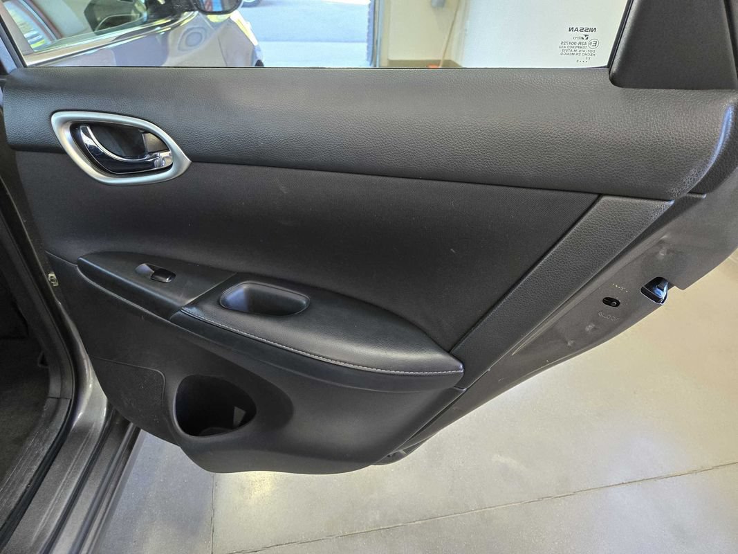 Used 2019 Nissan Sentra SV FWD image 23