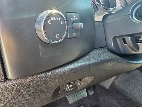 Used 2013 Chevrolet Silverado 1500 LT RWD image 32