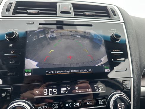 Used 2018 Subaru Outback 2.5i Limited image 32