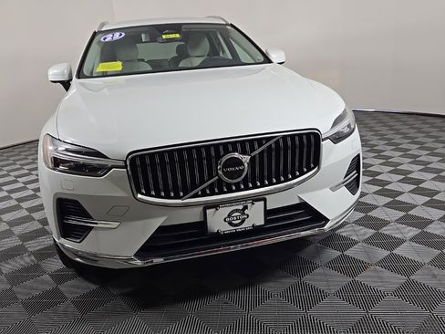 Certified 2023 Volvo XC60 B5 Plus w/ Climate Package image 3