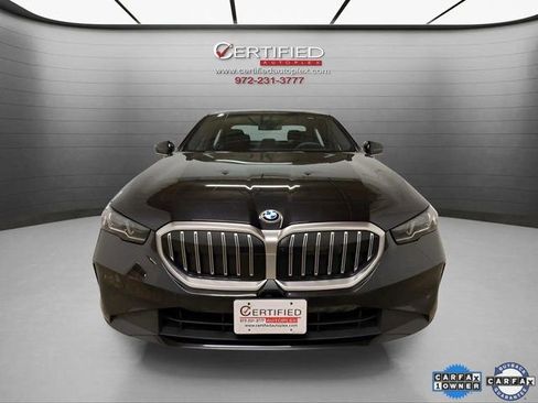 Used 2025 BMW 530i xDrive image 8