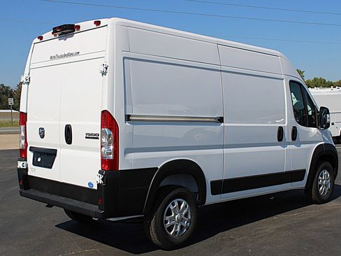 Used 2024 RAM ProMaster 1500 w/ Quick Order Package 22G SLT image 6