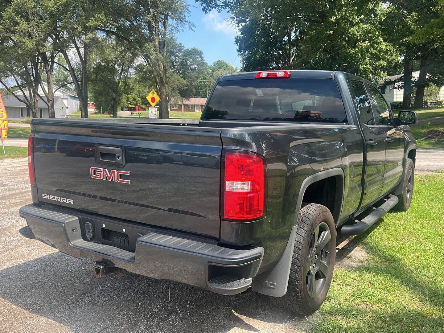 Used 2018 GMC Sierra 1500 4x4 Double Cab w/ Elevation Edition image 4