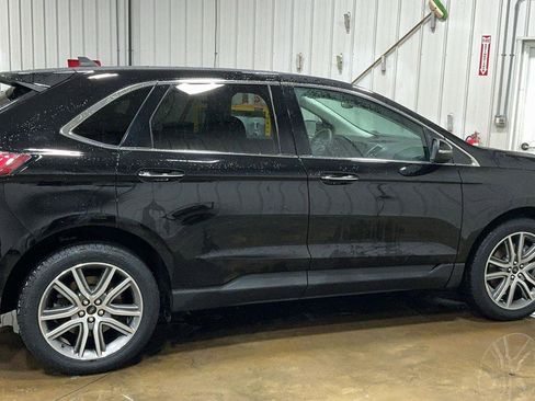 Certified 2023 Ford Edge Titanium AWD/4WD image 4
