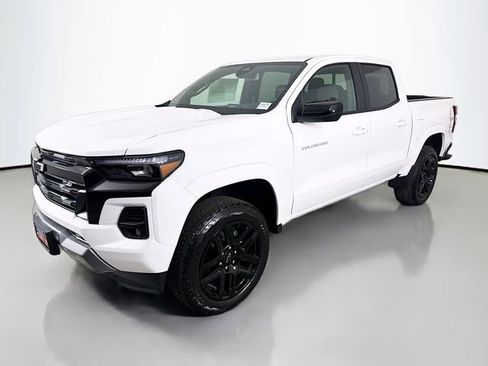New 2025 Chevrolet Colorado Z71 w/ Z71 Convenience Package 2 image 4