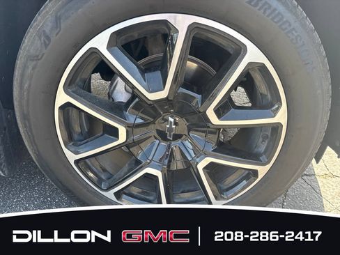 Used 2024 Chevrolet Tahoe RST w/ Luxury Package AWD/4WD image 25