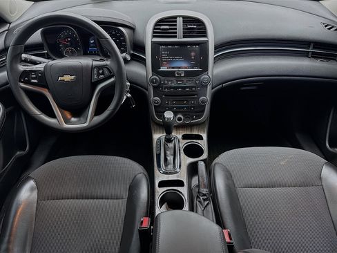 Used 2015 Chevrolet Malibu LT FWD image 13