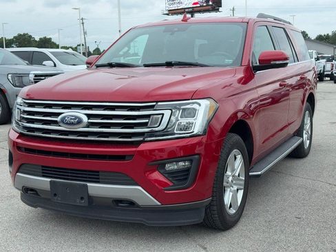 Used 2020 Ford Expedition XLT w/ Equipment Group 202A AWD/4WD image 8
