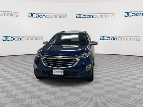 Used 2019 Chevrolet Equinox Premier image 3