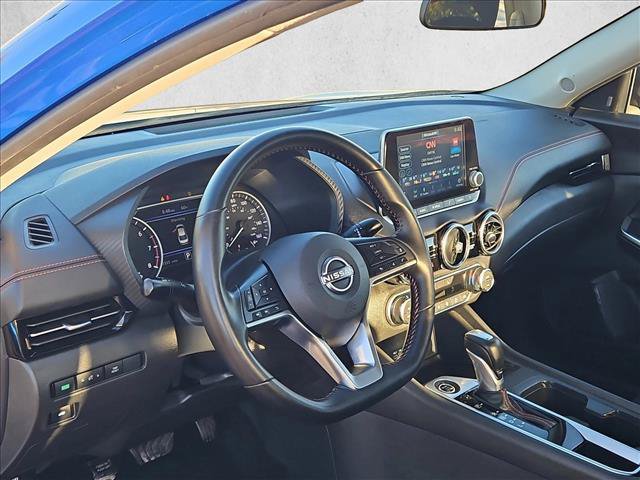 Used 2025 Nissan Sentra SR FWD image 10