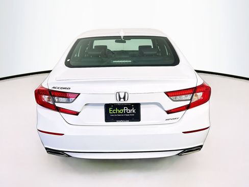 Used 2019 Honda Accord Sport image 7