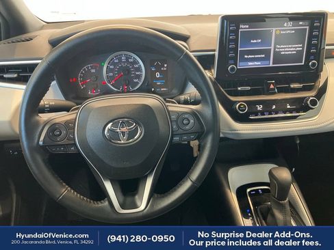 Used 2020 Toyota Corolla SE FWD image 5